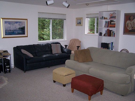 4th image of 81 E Ballycastle Way