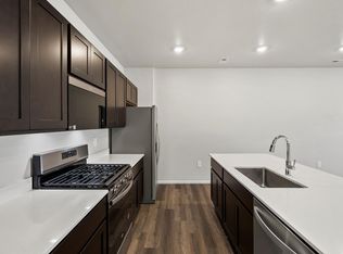 1600 Riverplace Dr #4, Windsor, CO 80550