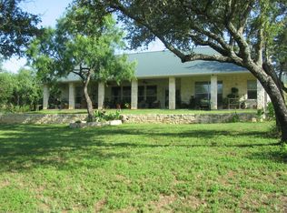 113 Rio Cir, Llano, TX 78643