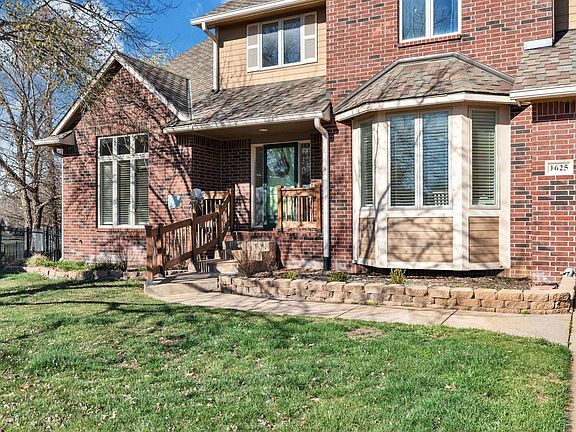 2nd image of 1625 E Tiara Pines Ct