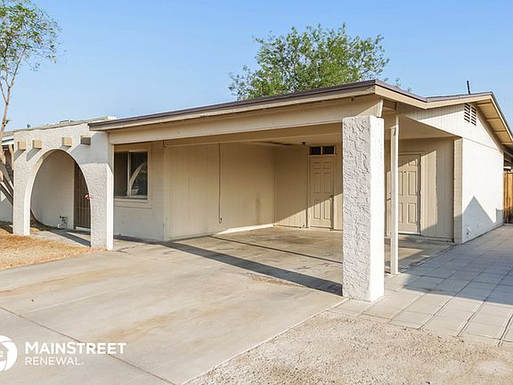 3rd image of 6832 W Wilshire Dr