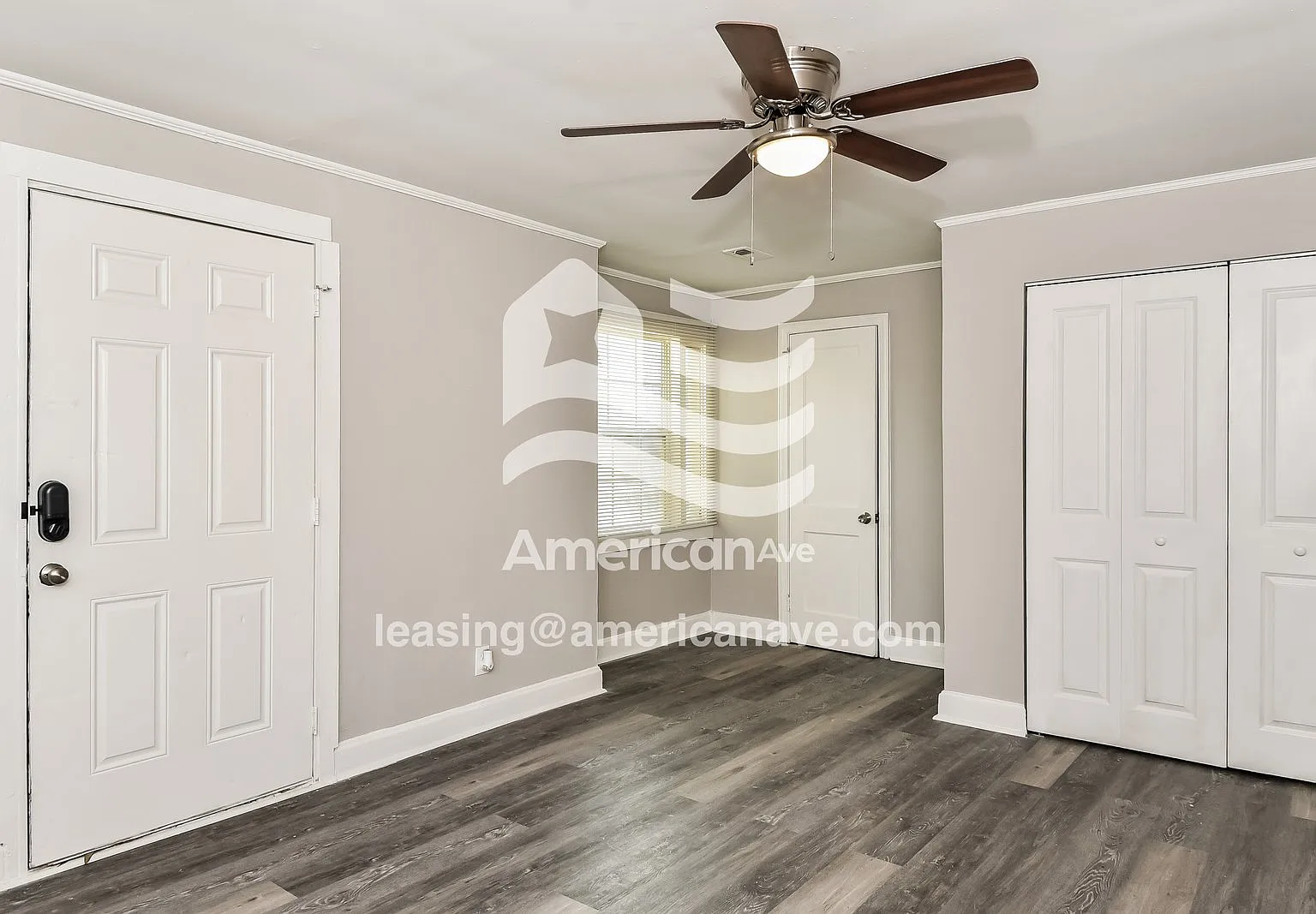 2 bed, 1.0 bath, 856 sqft, $1,070 — Photo 2