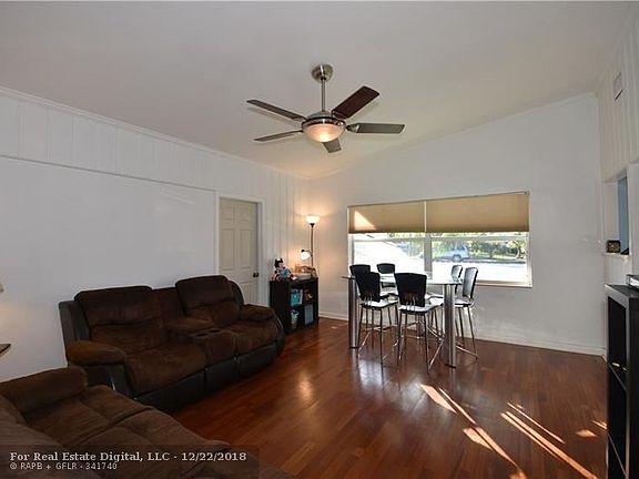 LIVING ROOM & DINING ROOM