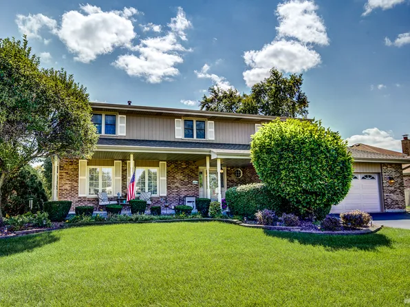 9203 Wheeler Dr, Orland Park, IL 60462