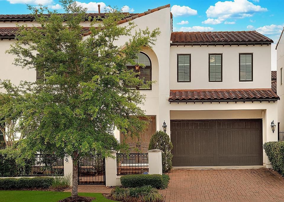 1st image of 103 Lakeside Cv