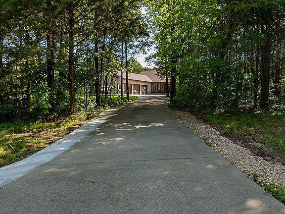 4th image of 78 Deer Creek Run Ln