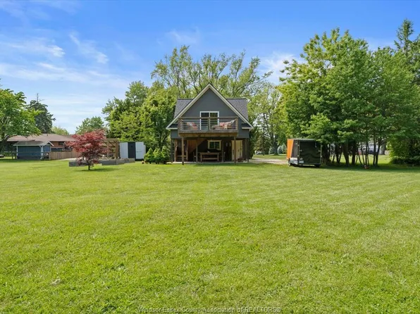 1109 Front Rd N, Amherstburg, ON N9V 2V8