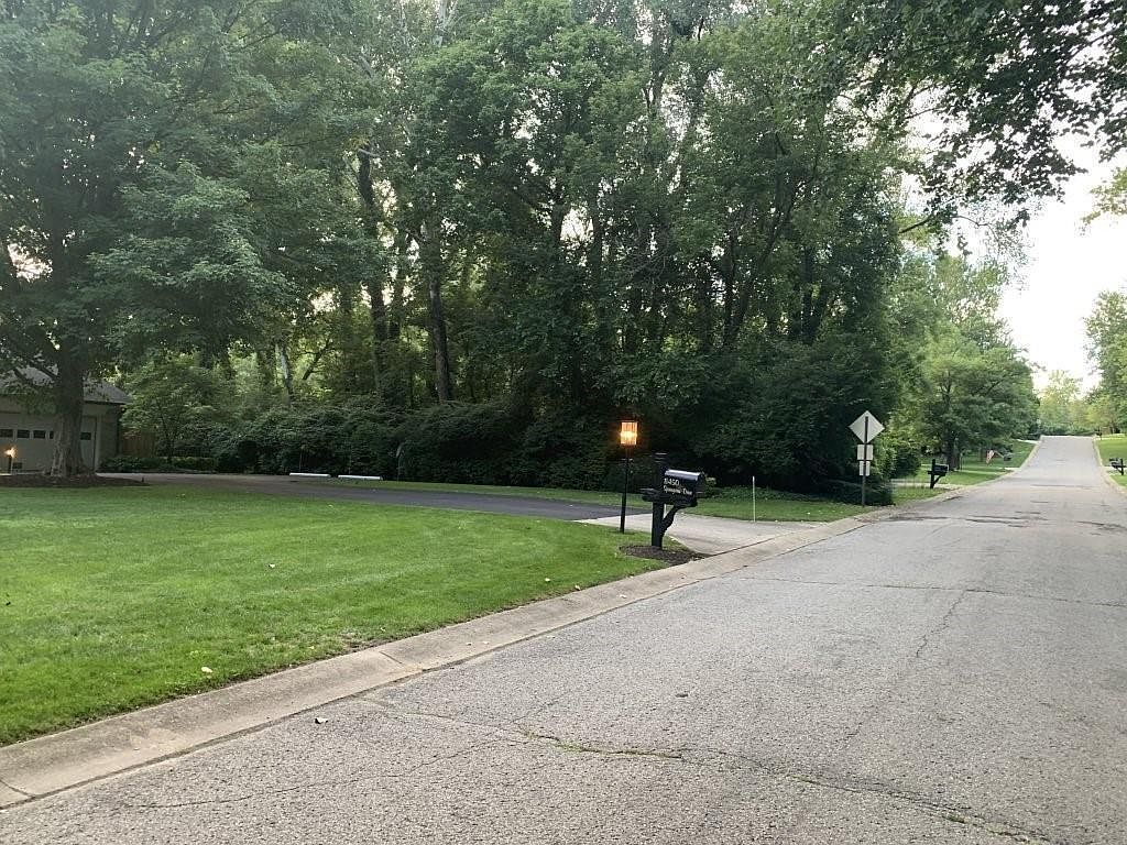 8462 Springview Dr, Indianapolis, IN 46260 MLS 21959705 Zillow