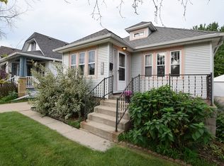 3849 S Whitnall Ave, Milwaukee, WI 53207