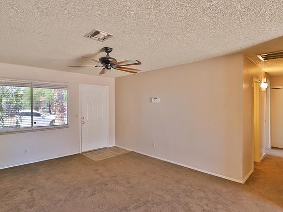 4th image of 1403 N Markdale