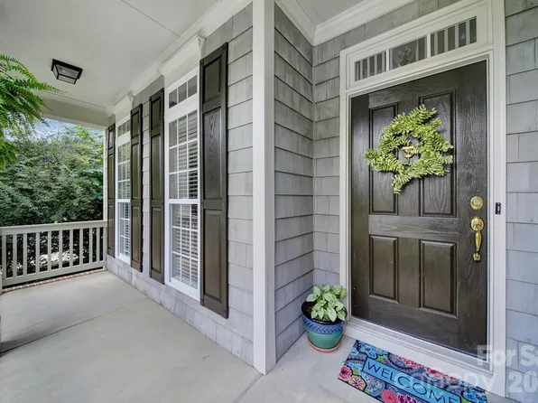 1512 Calvin Hal Rd, Lake Wylie, SC 29710