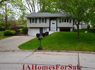 6533 Minden Ln NE, Cedar Rapids, IA 52402