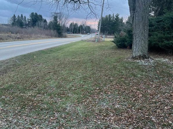 27 N Grout Rd, Gladwin, MI 48624