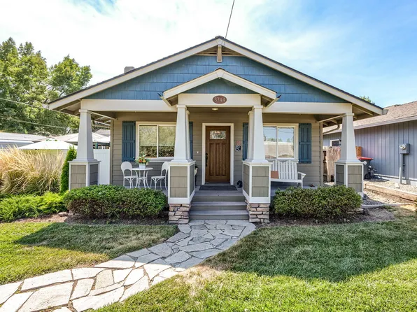 3744 Colver Rd, Phoenix, OR 97535