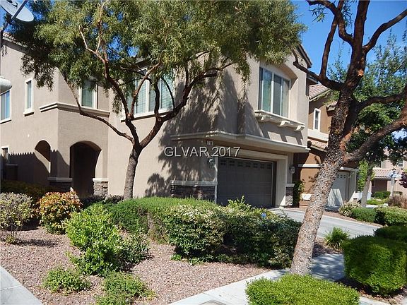 2nd image of 208 Palatial Pines Ave