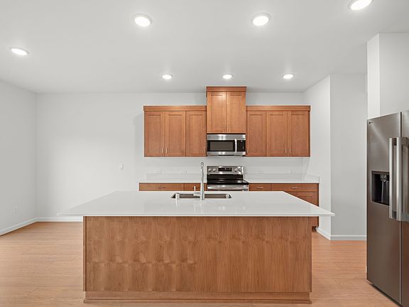 2nd image of 1503 NE 185th Ave