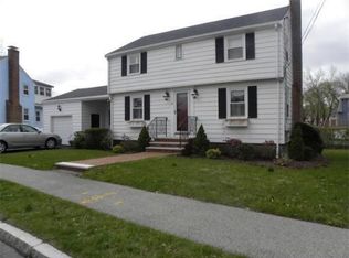 9 Princess Eve Dr, Quincy, MA 02170