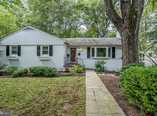 4038 N Stuart St, Arlington, VA 22207