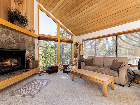 4th image of 57644-3 Red Alder Ln