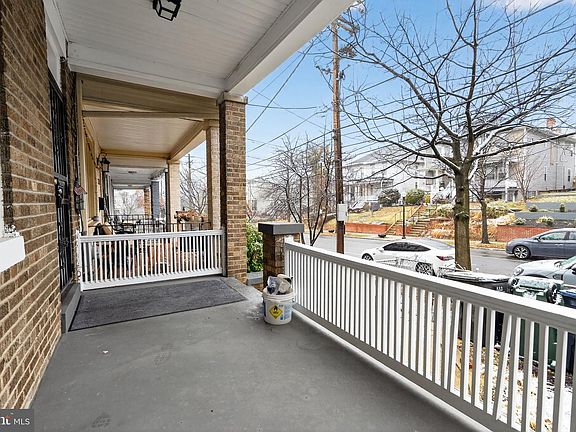 4th image of 828 Allison St NW