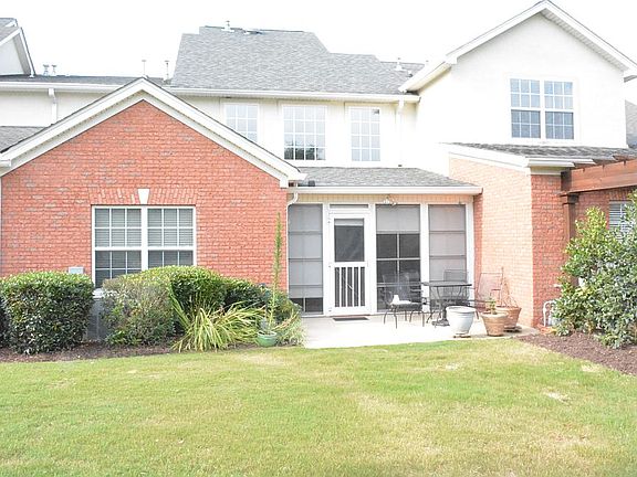 2nd image of 708 Outlook Ln
