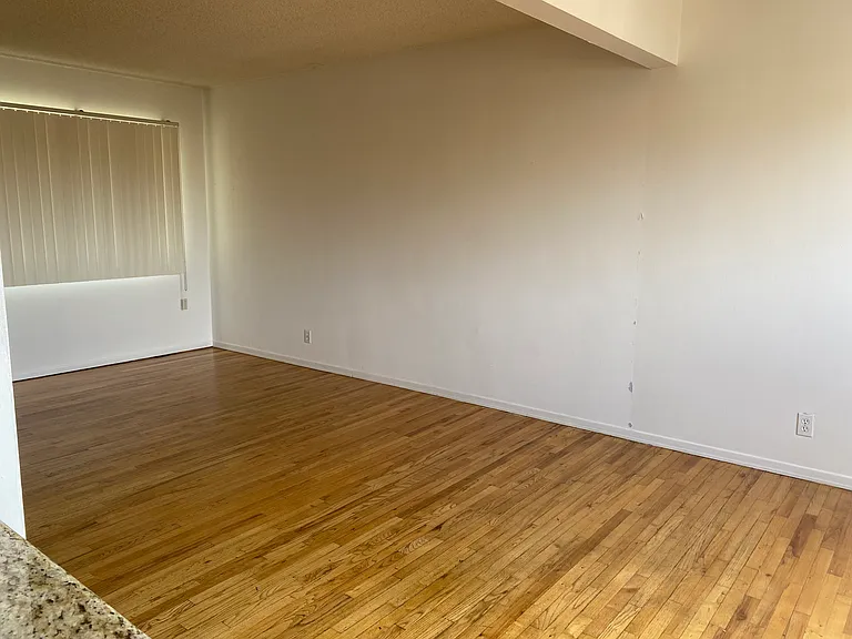 1507 Federal Ave #9 — Photo 10