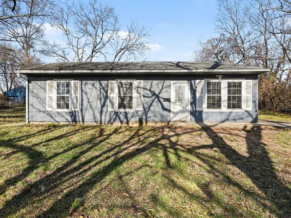 8024 Montgall Ave, Kansas City, MO 64132