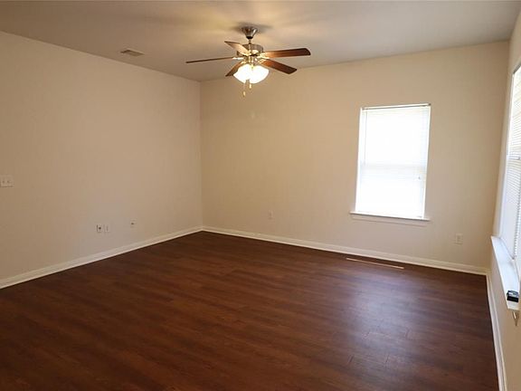 5th image of 322 7th Ave N