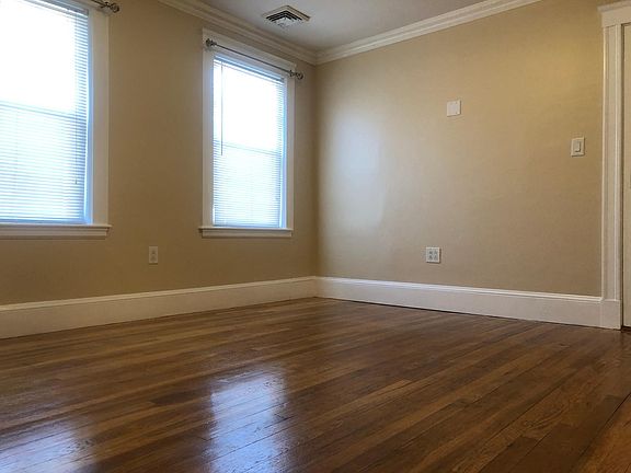 3rd image of 429 Quincy Shore Dr #429