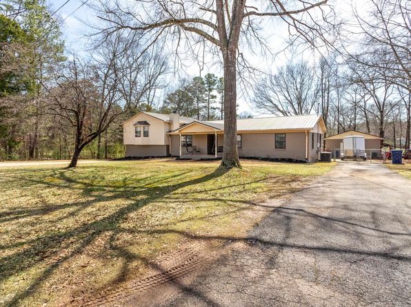 100 Helena St, Eastaboga, AL 36260
