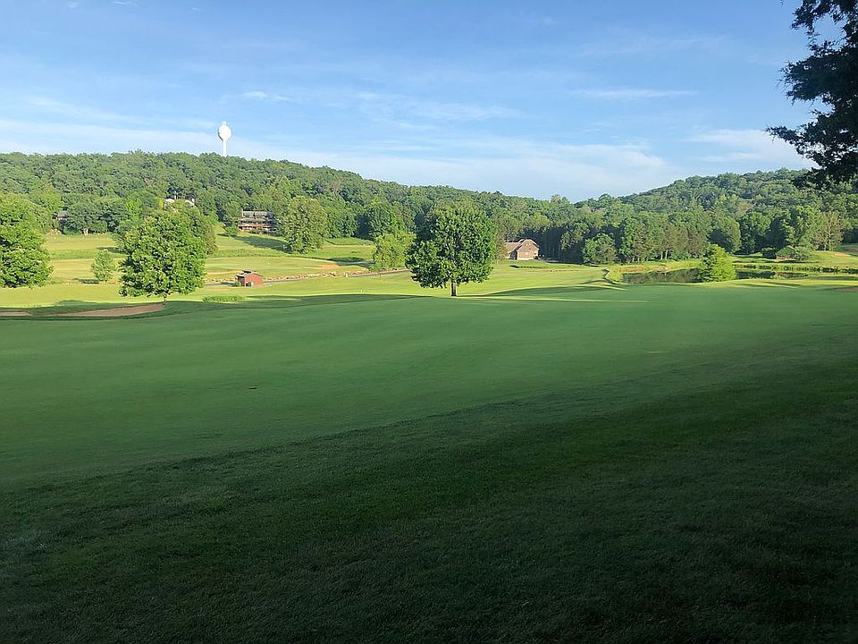 1st image of 69 Foxcross Trl