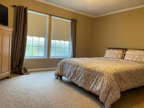 5th image of 170 Burleigh Dr #21
