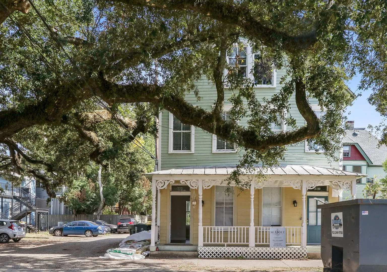 Restored Victorian Duplex | 3BR/2BA in Downtown Savannah Near Forsyth Park — Photo 1