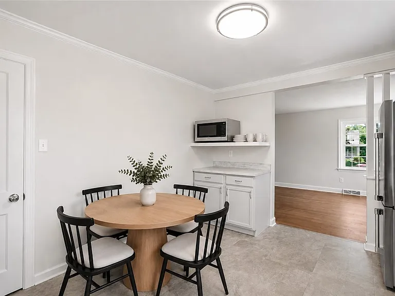 315 South Dr — Photo 13