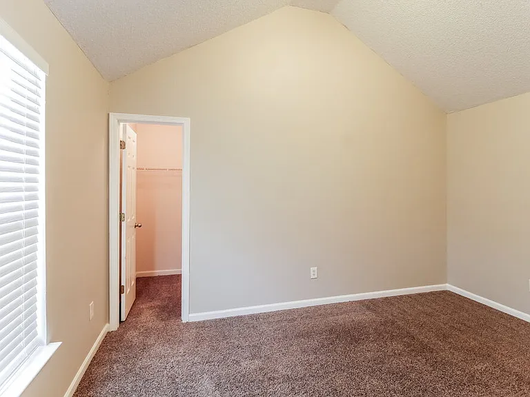 429 Grier Dr — Photo 15