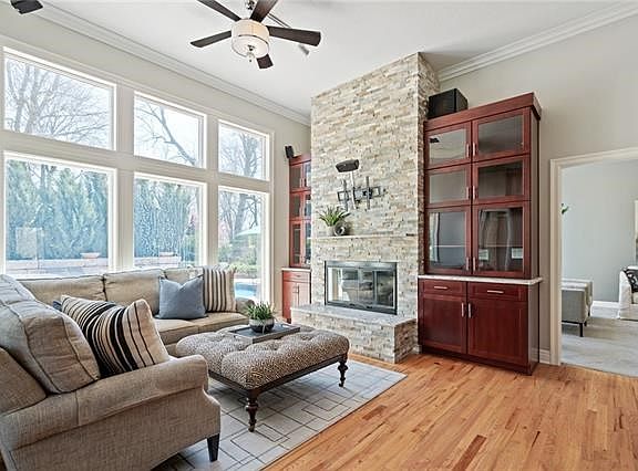 5th image of 14103 Pembroke Ln