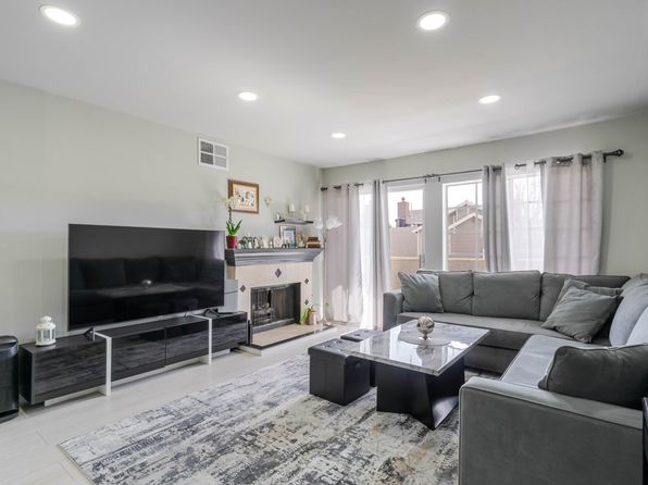 20235 Keswick St Unit 212