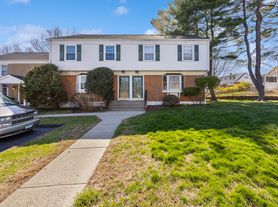 245 Sunnyridge Ave, Fairfield, CT