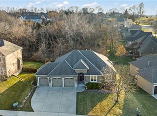 4420 NE Georgian Dr, Lees Summit, MO 64064