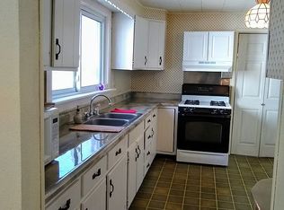 128 E Elm St, Alton, IL 62002