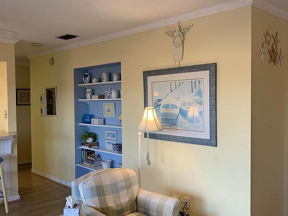 5th image of 4000 Gulf Terrace Dr Unit 2006