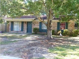 1609 Fernbrook Dr, Mobile, AL 36605