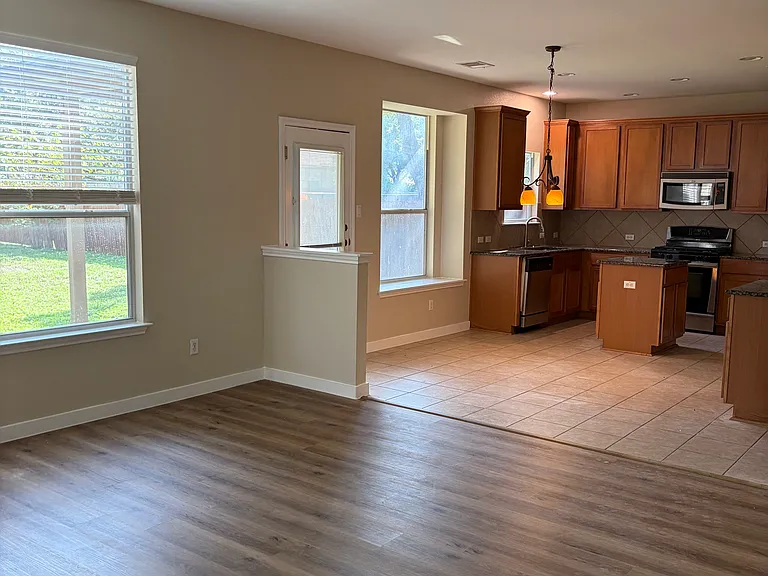 11612 Mc Dows Hole Ln — Photo 4