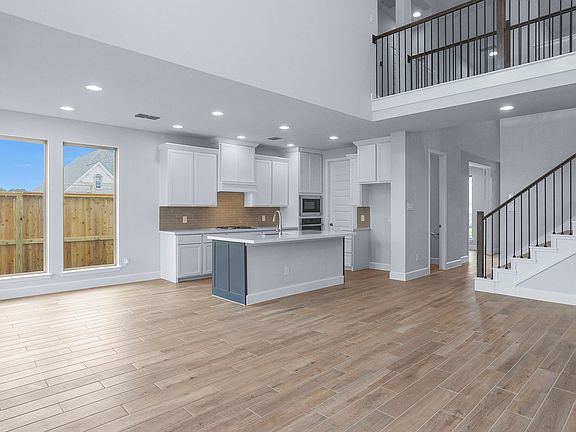 2nd image of 1439 Girasol St