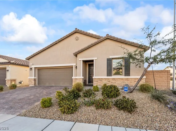 6033 Bugsy St, North Las Vegas, NV 89081