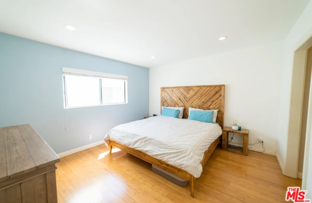 2 bed, 922 sqft, $3,500 — Photo 4