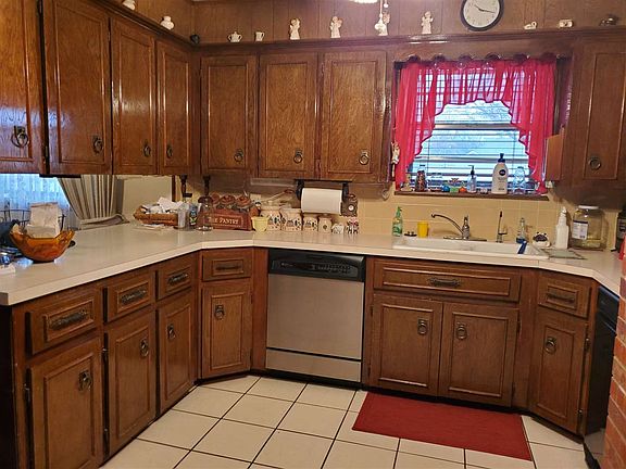 5th image of 501 Wren Dr