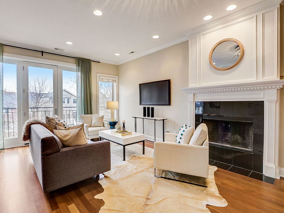 2nd image of 1743 N Washtenaw Ave #2