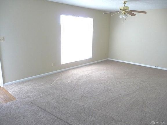 5th image of 205 Nikki Ct