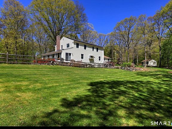 3rd image of 120 Catering Road